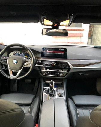 BMW Seria 5 cena 160000 przebieg: 37520, rok produkcji 2019 z Międzyrzecz małe 301
